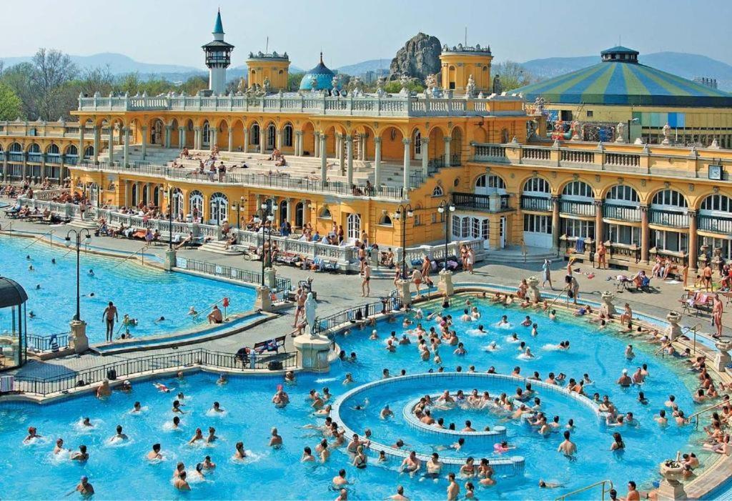 Rakoczi Apartments Budapest Bagian luar foto
