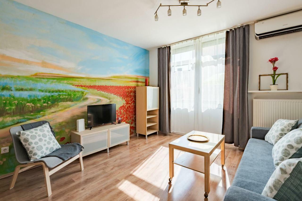 Rakoczi Apartments Budapest Bagian luar foto